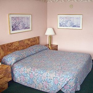 Econo Lodge Гафни Екстериор снимка